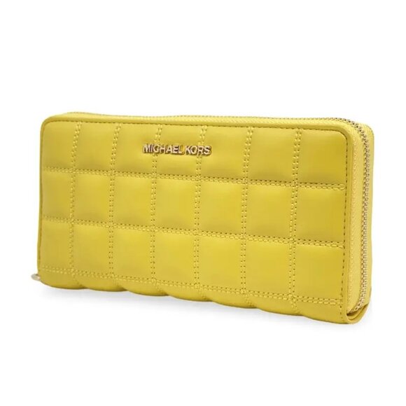 NWT Michael Kors Jet Set Travel Large Travel Quilted Continental Wallet - Picture 3 of 5